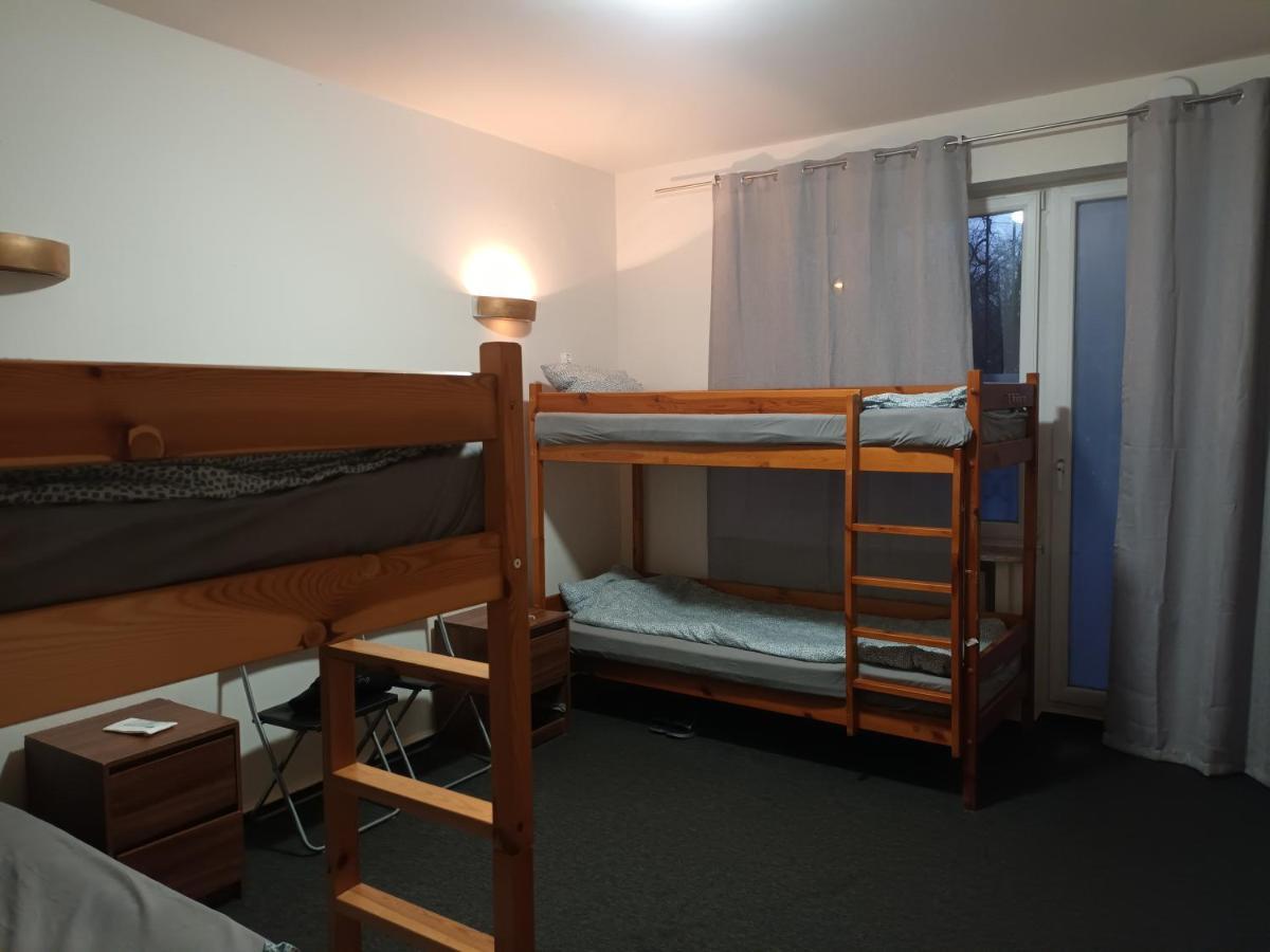 Polsland Hostels Airport Warsaw Luaran gambar